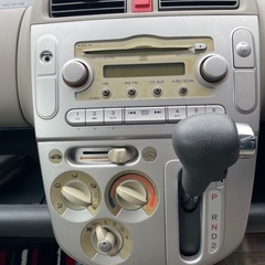 ライフ　車内