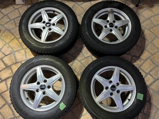 ヨコハマ アイスガード6 スタッドレスタイヤ セレナ等　195/65/R15