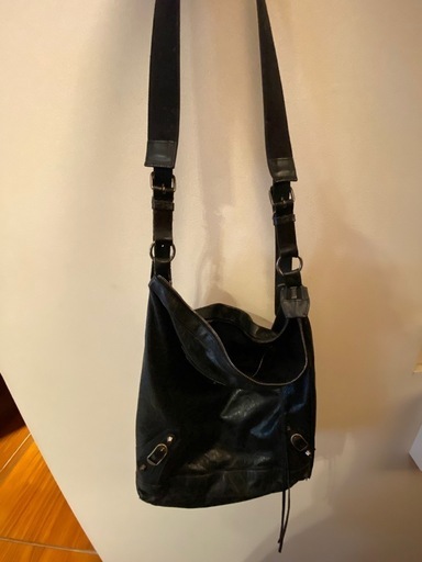 BALENCIAGAショルダーバッグ