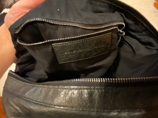 BALENCIAGAショルダーバッグ