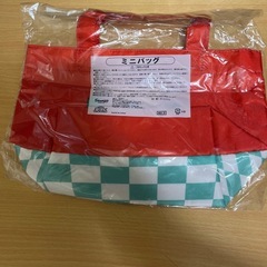 サンリオミニバッグの画像