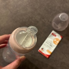 プレミアムチョイスほ乳びん(プラスチック製)250ml/ことりの画像