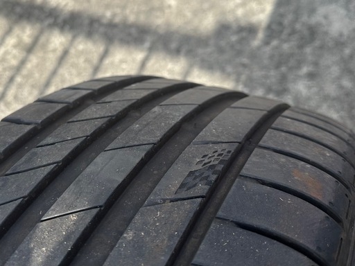 期間限定値下げ　BMW F10 F11 5シリーズ他 中古 GRORA GS15V 245/35ZR20 275/30ZR20 タイヤ