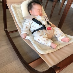farska ファルスカ スクロールチェア ベビーチェアーの画像