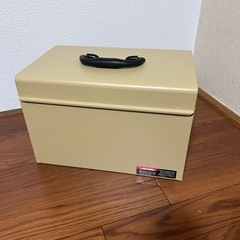 【受け渡し決定】アストロプロダクツ　工具箱　限定カラーの画像