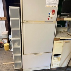 【無料】冷蔵庫差し上げます