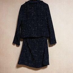 9号　黒 シルバーラメチェック スーツの画像