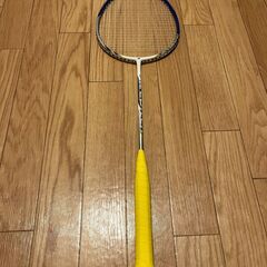 バドミントンラケット　YONEX voltric 70 e-tune nanoray 20の画像