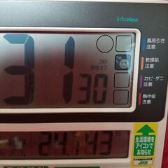 CASIO　カシオ　電波時計　デジタル表示　中古品の画像