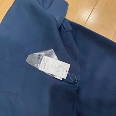 【タグ着き】結婚式にもぴったりなワンピース　紺色の画像