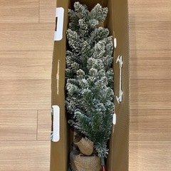 ニトリ クリスマスツリー ヌードツリー スリムスノー 120cm 飾り付の画像