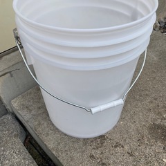 ペール缶