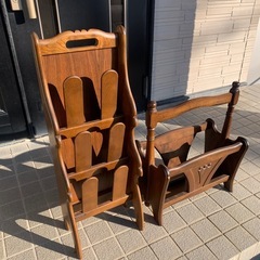 値下げ　正月 カリモク　木製　ラック　『shikoku』四国工芸 森のサーカス マガジンラック ブックスタンド　店舗　事務所　棚　収納　スリッパ入れ　スリッパ収納　家具　木製　マガジンラックスリッパラック カリモク 玄関収納 スリッパ立て 　レトロ 木製 ヴィンテージ 本棚 収納　の画像
