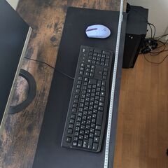オフィスデスクの画像