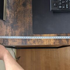 オフィスデスクの画像