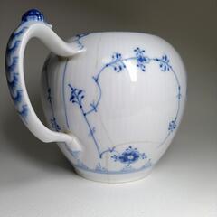 ロイヤルコペンハーゲン 　ブルーフルーテッド プレイン ティーポット 700mlの画像