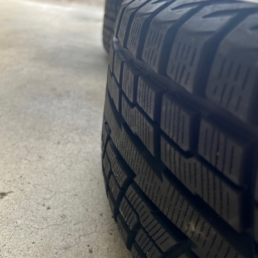 YOKOHAMA スタッドレス　215/60R17 4本セット　ホイールセット