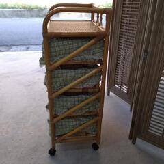 20241202009 家具　籐製ラックの画像