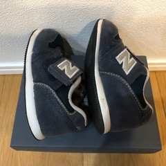 ニューバランス996 13.5センチ（ネイビー）の画像