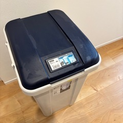 45L  屋外用ゴミ箱　蓋付き