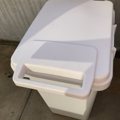 (決まりました)ゴミ箱