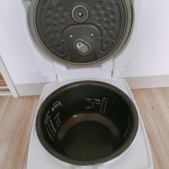炊飯器の画像