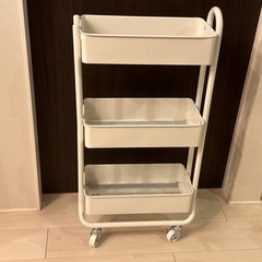IKEA イケア / RÅSKOG ロースコグ / ホワイト ワゴンの画像