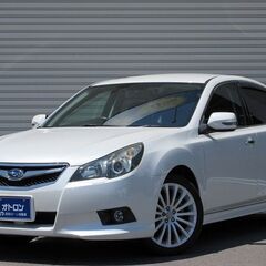 スバル レガシィＢ４ 　２．５ｉ　アイサイト入庫しました　！！