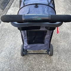 【取引中】ペットカート　3輪　デニムの画像