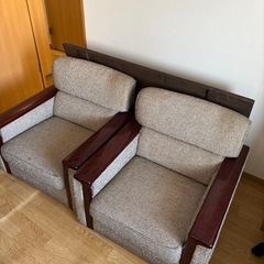 1人用ソファ2脚の画像