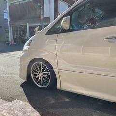 アルファード