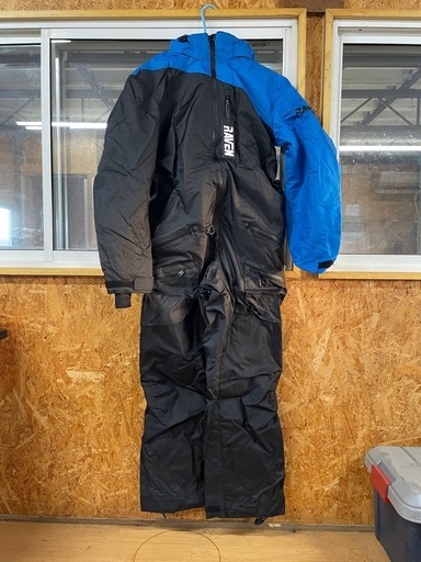 即納 RAVEN ワンピース Black-Blue ツナギ ウエア Lサイズ スノーモービル 新品 未使用品 札幌近郊手渡し可 スキー スノボ　検索ワード KLIM FXR 509