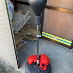 パンチング機