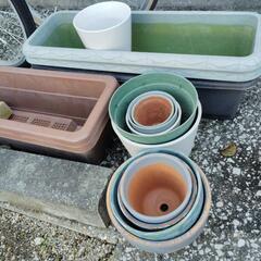 プランター（5個）、植木鉢（10個程）