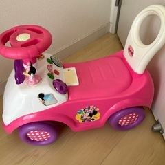 ミニーちゃんの車