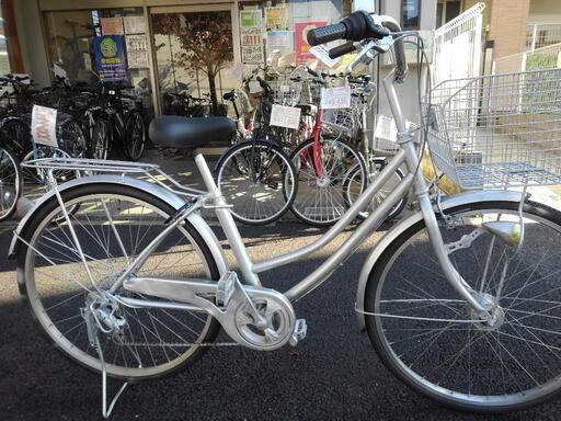 全品１０００円値引き！12/8まで！中古自転車３３０１　前後タイヤ新品！　２６インチ　６段ギヤ　LEDオートライト