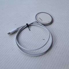 置くだけで充電できる HIDISC 15W ワイヤレスチャージャ...