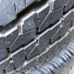 極バリ溝！軽バン、軽トラ⚫︎155/80-13 中古タイヤ　2本　レアサイズ！軽自動車！2本で500円‼️の画像