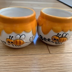 みつばち陶器