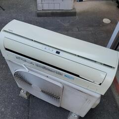 [取引中]TOSHIBA 中古エアコン 取り付け標準工事込み¥33000