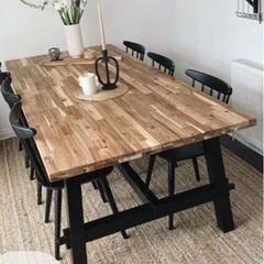 IKEA スコグスタ 235ダイニングテーブルとイスの画像