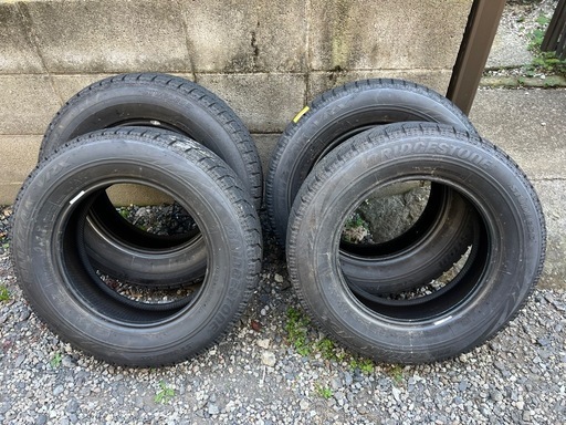 早いもの勝ち　引き取り限定　ブリザック VRX 175/70R14 スタッドレスタイヤ4本