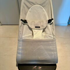 【ほぼ新品】ビョルン BabyBjorn バウンサー　グレー　メ...