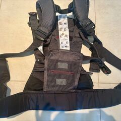 【美品】ビョルン BabyBjorn ベビーキャリア　ONE KAIの画像