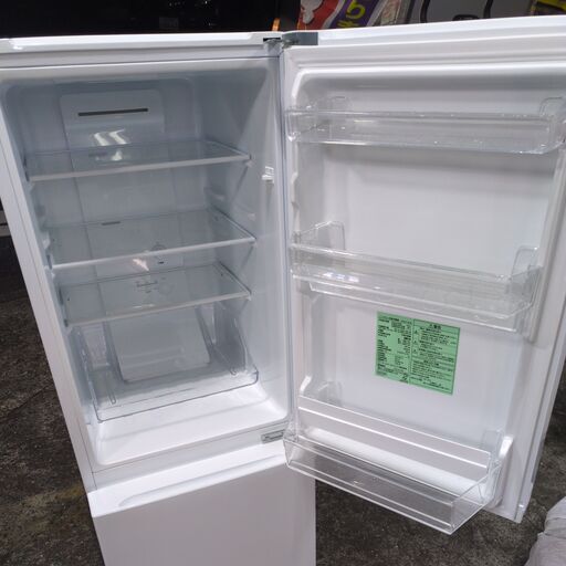 REFAGE ノンフロン冷凍冷蔵庫　YRZ-F15LW 2023年製 yselect REFAGE ノンフロン 2ドア冷蔵庫 2023年製 ◇ 右開き ホワイト