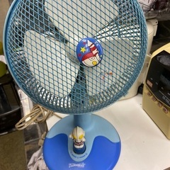 ウルトラマン扇風機　ミニ扇風機の画像