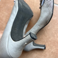 パンプス　ヒール　ビジュウ
の画像