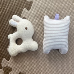 ファミリア　ラトルセットの画像