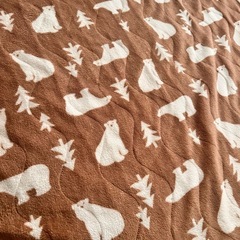 急募！茶色 クマ柄 布団カバーの画像