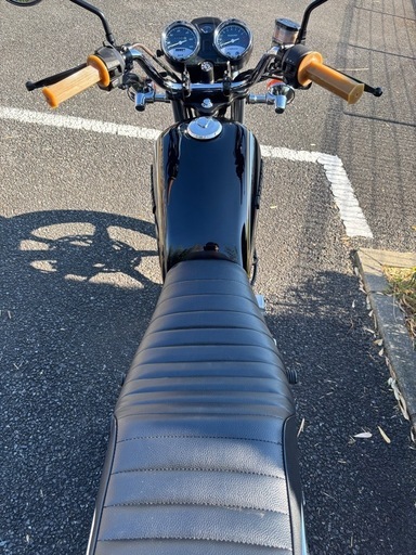 スズキ　GN125H GN125 　2F カスタム　弾丸マフラー　黒　旧車スタイル　吸い込み